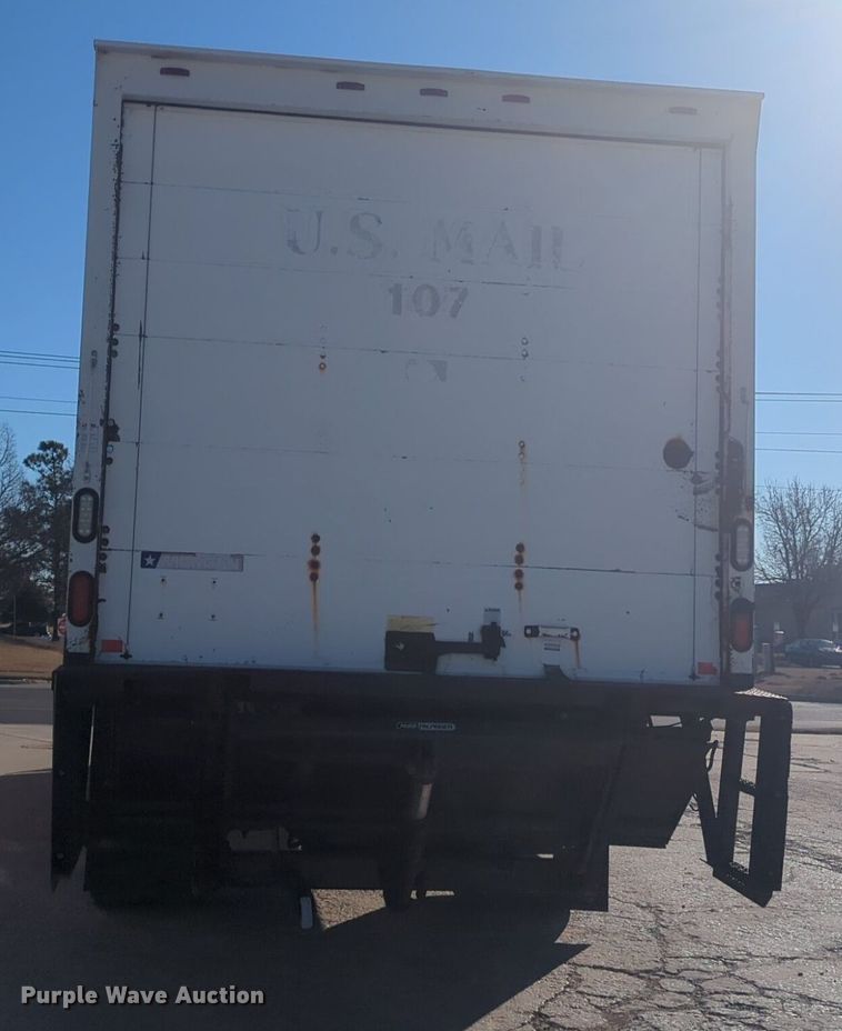 image for item NZ9306 2011 Hino 268 box truck