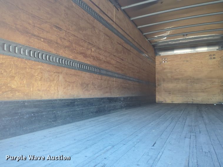 image for item NZ9306 2011 Hino 268 box truck