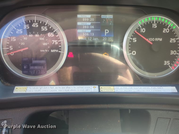 image for item NZ9306 2011 Hino 268 box truck