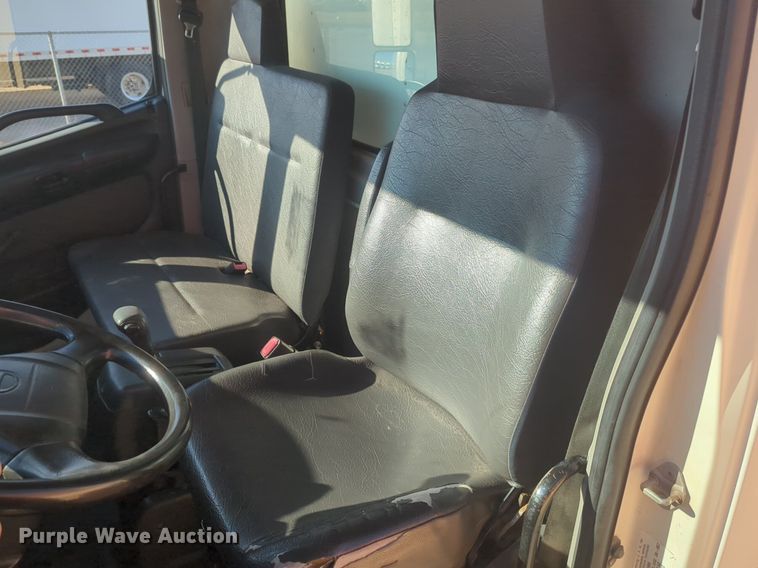 image for item NZ9306 2011 Hino 268 box truck