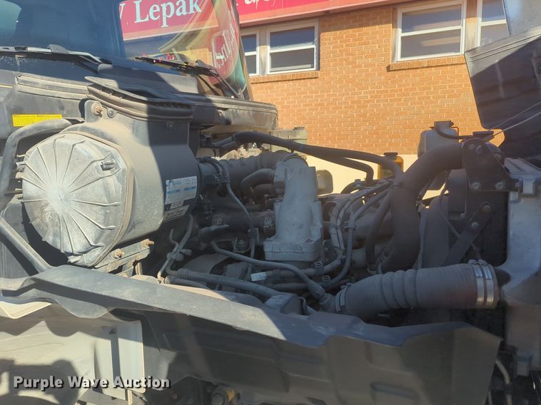 image for item NZ9306 2011 Hino 268 box truck