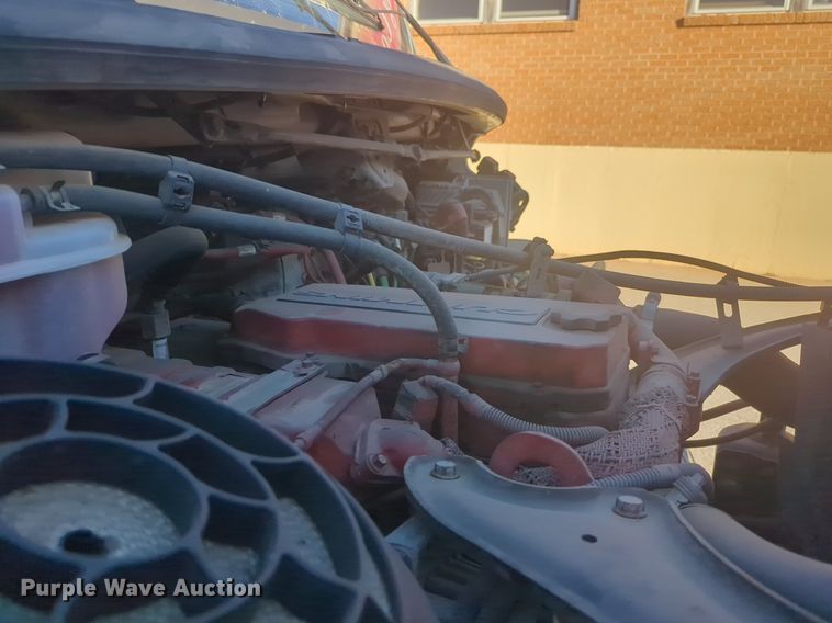 image for item NZ9307 2016 Freightliner Business Class M2 box truck