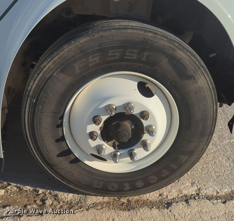 image for item NZ9307 2016 Freightliner Business Class M2 box truck