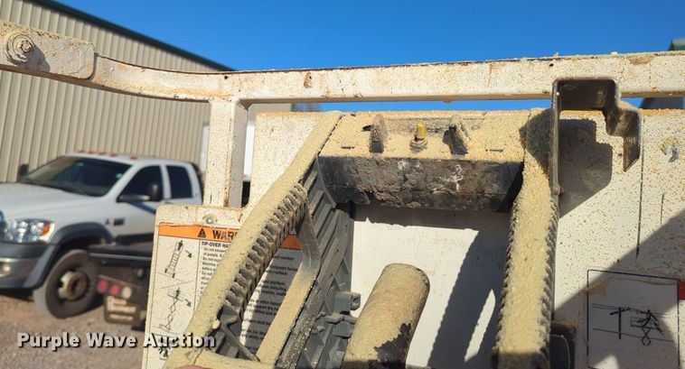 image for item NZ9329 2012 JLG 1930ES scissor lift