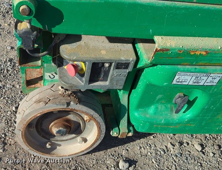 image for item NZ9329 2012 JLG 1930ES scissor lift