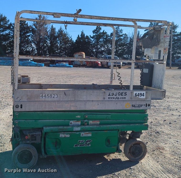 image for item NZ9330 JLG 1930ES scissor lift