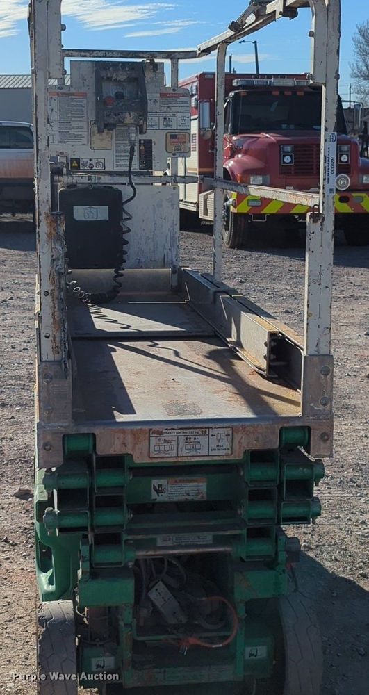 image for item NZ9330 JLG 1930ES scissor lift