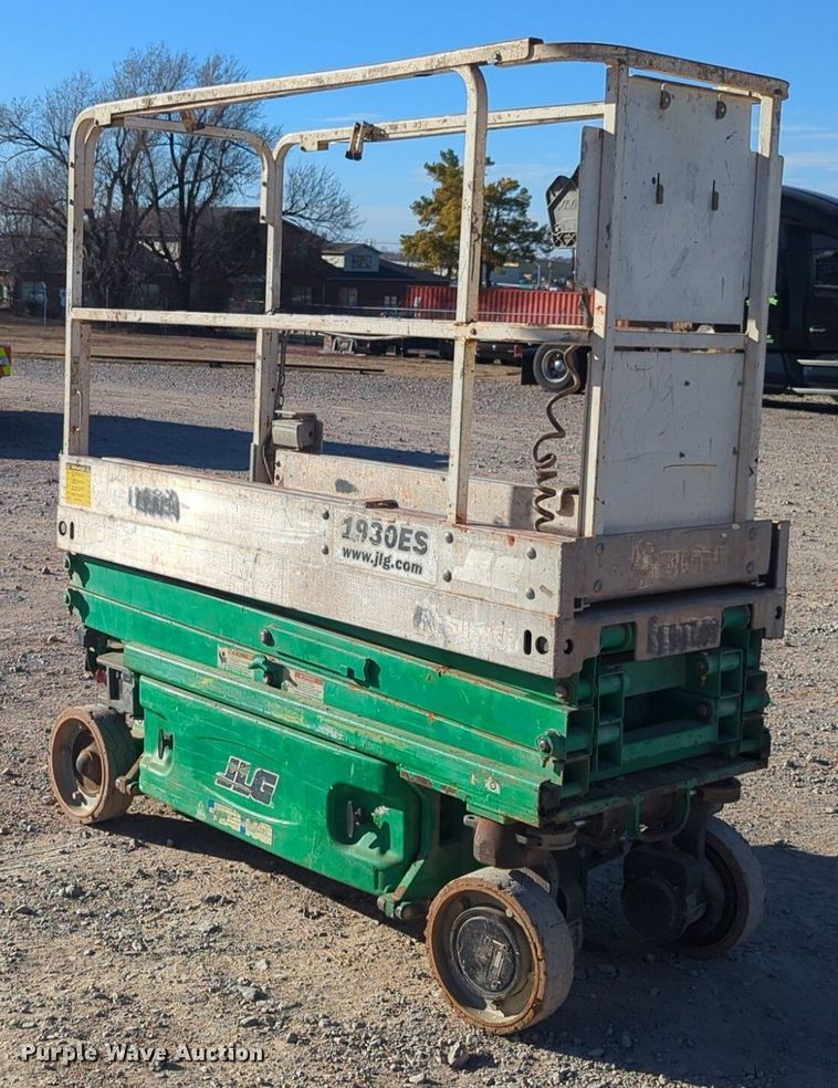 image for item NZ9331 JLG 1930ES scissor lift