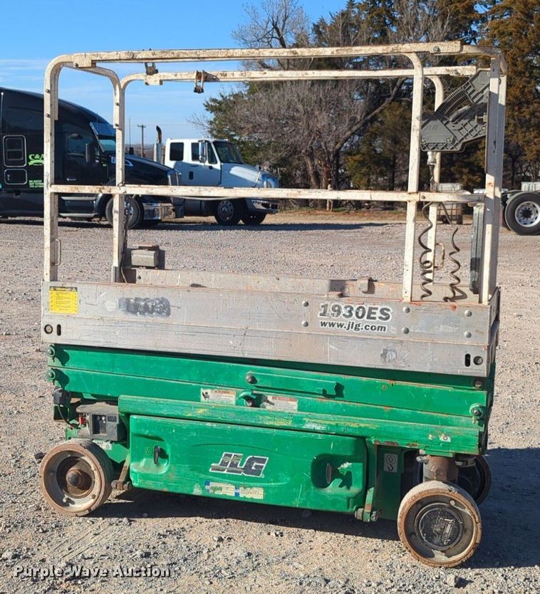 image for item NZ9331 JLG 1930ES scissor lift