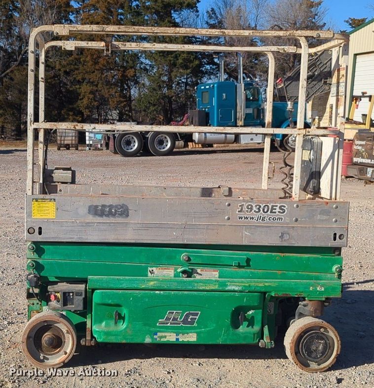 image for item NZ9331 JLG 1930ES scissor lift