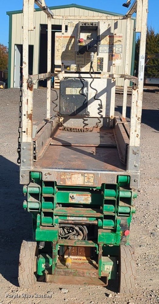 image for item NZ9331 JLG 1930ES scissor lift