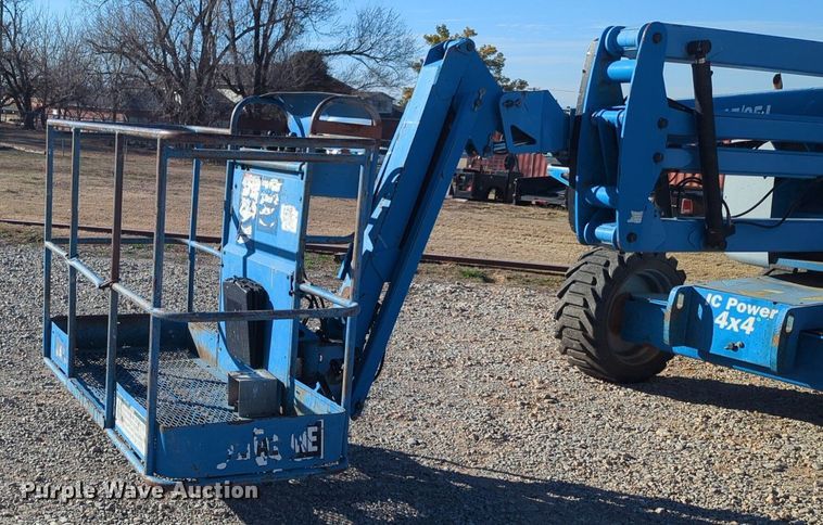 image for item NZ9334 2005 Genie Z-45/25 boom lift