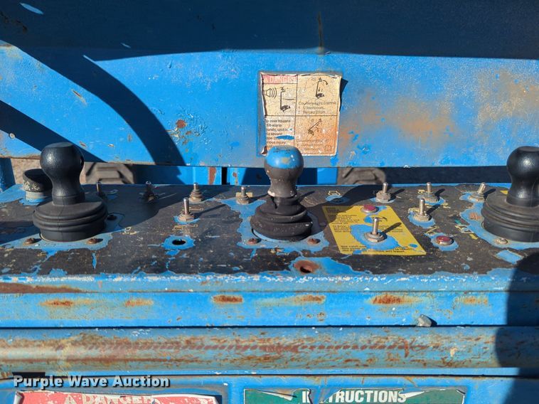 image for item NZ9334 2005 Genie Z-45/25 boom lift