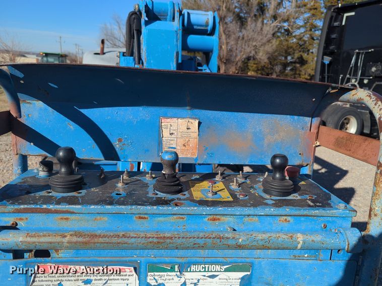 image for item NZ9334 2005 Genie Z-45/25 boom lift