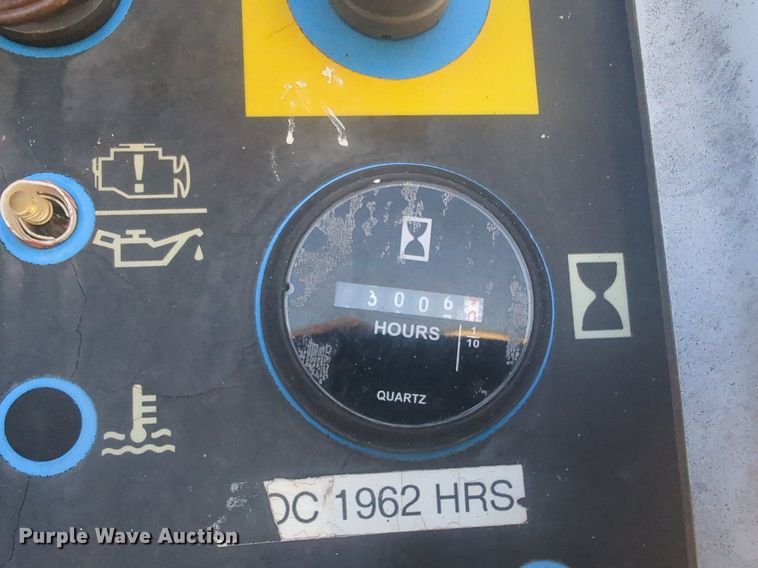 image for item NZ9334 2005 Genie Z-45/25 boom lift