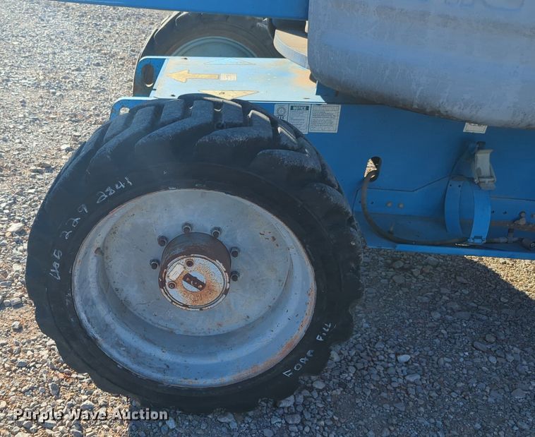 image for item NZ9334 2005 Genie Z-45/25 boom lift