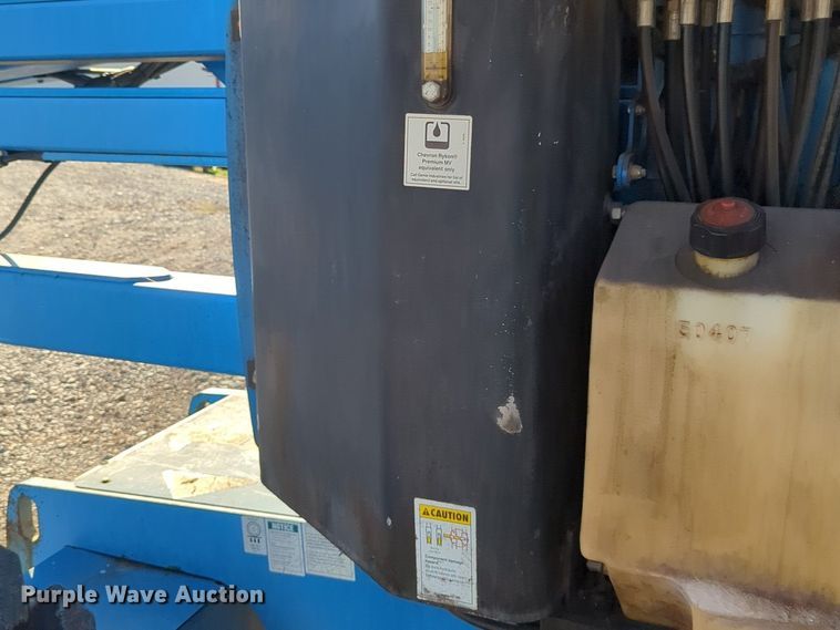 image for item NZ9334 2005 Genie Z-45/25 boom lift