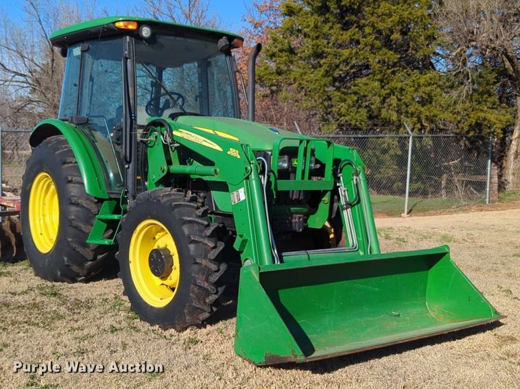 image for item NZ9335 2009 John Deere 5101E MFWD tractor