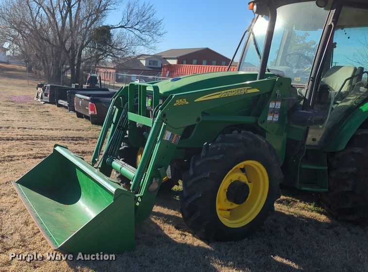 image for item NZ9335 2009 John Deere 5101E MFWD tractor