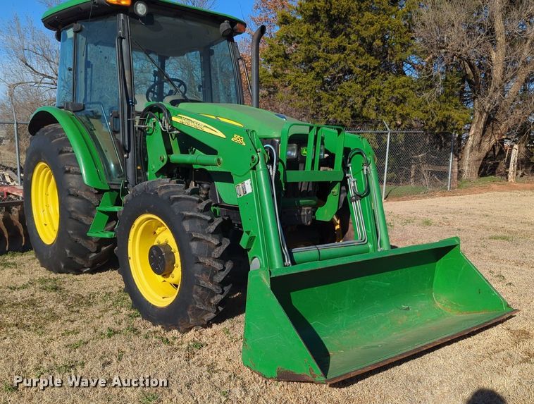 image for item NZ9335 2009 John Deere 5101E MFWD tractor