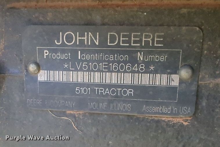 image for item NZ9335 2009 John Deere 5101E MFWD tractor