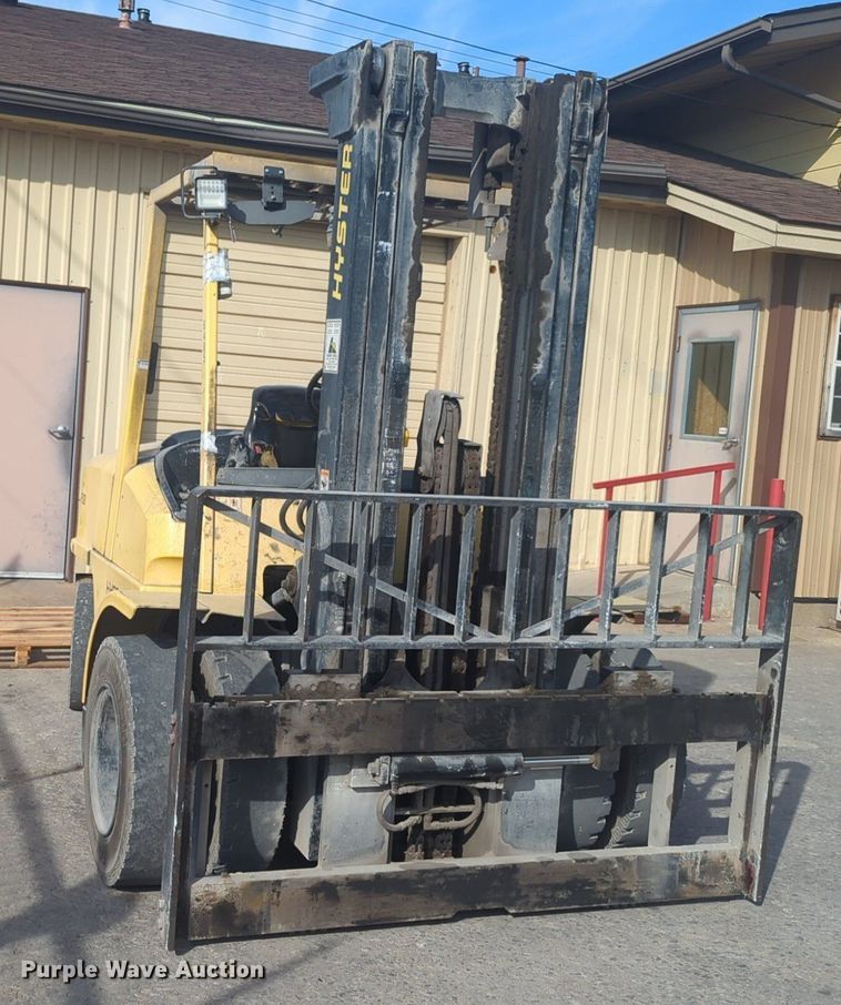 image for item NZ9344 Hyster H100XM forklift