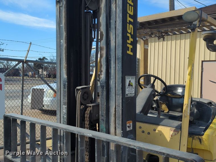 image for item NZ9344 Hyster H100XM forklift