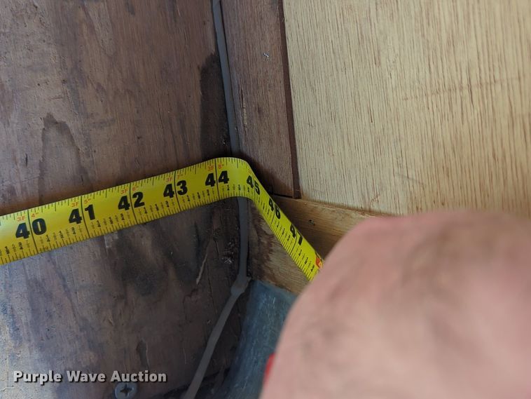 image for item NZ9355 2001 Road Master enclosed cargo trailer