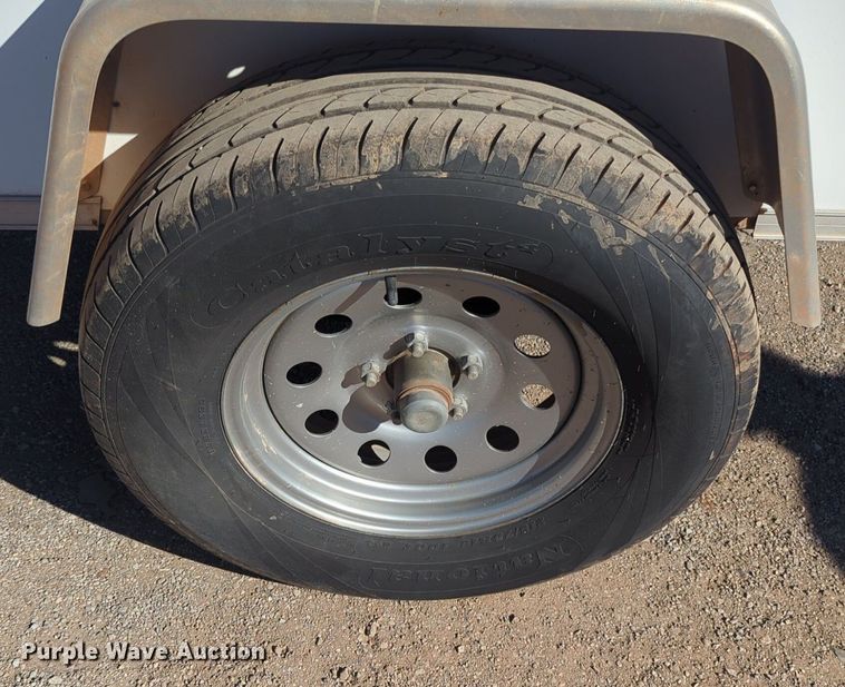 image for item NZ9355 2001 Road Master enclosed cargo trailer