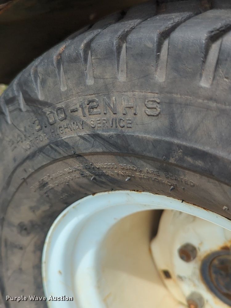 image for item NZ9358 Toro 41105 utility vehicle