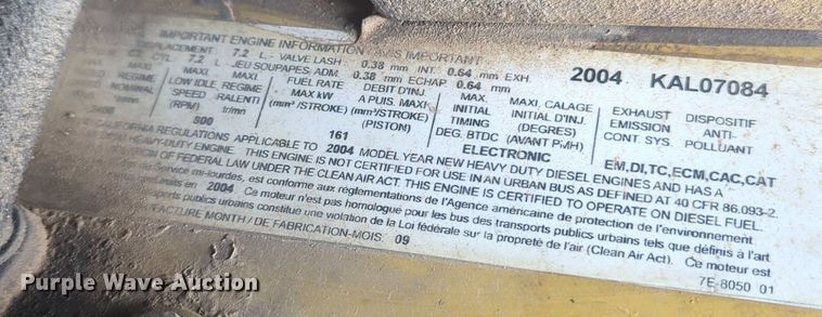 image for item NZ9369 2004 Ford F750 Super Duty truck cab and chassis