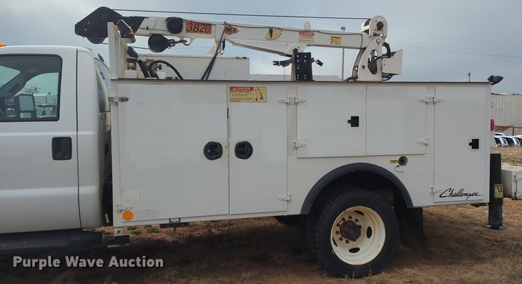 image for item NZ9370 2015 Ford F550 Super Duty utility / service truck