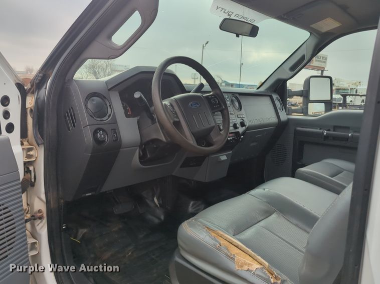 image for item NZ9370 2015 Ford F550 Super Duty utility / service truck