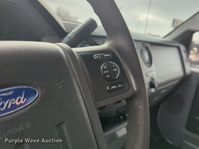 image for item NZ9370 2015 Ford F550 Super Duty utility / service truck