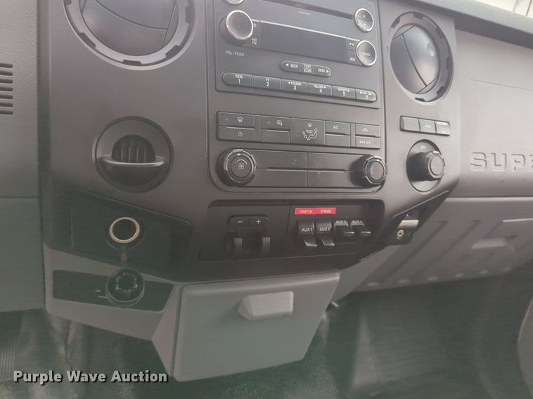 image for item NZ9370 2015 Ford F550 Super Duty utility / service truck