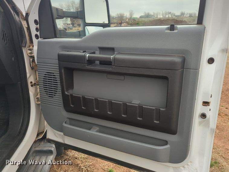 image for item NZ9370 2015 Ford F550 Super Duty utility / service truck