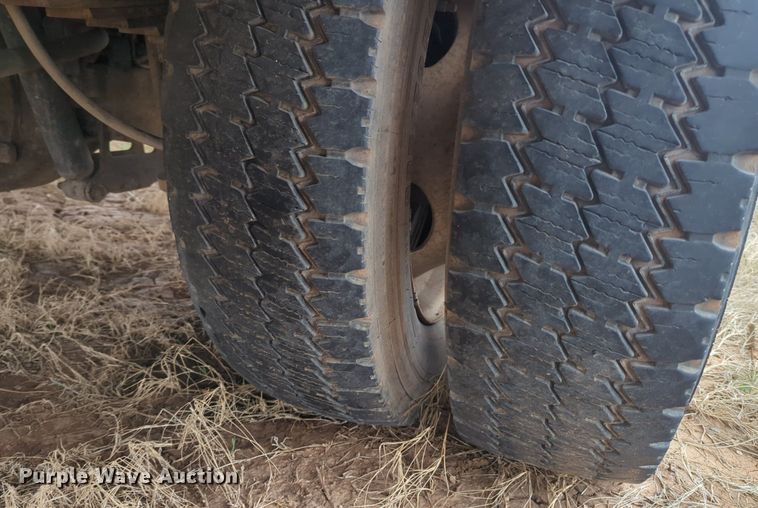 image for item NZ9370 2015 Ford F550 Super Duty utility / service truck