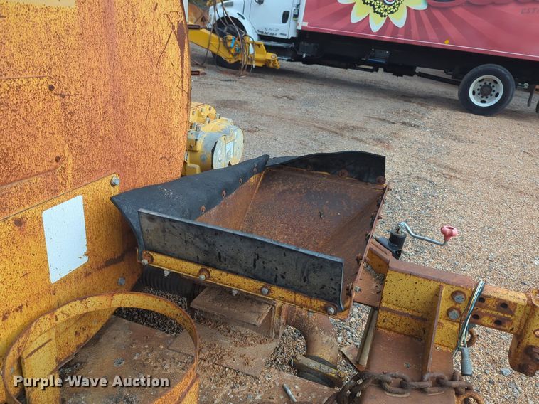 image for item NZ9372 Rosco RA-200 melter applicator