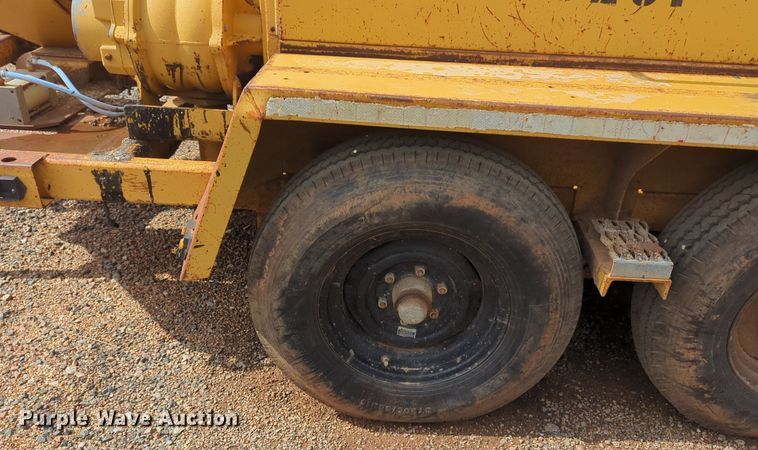 image for item NZ9372 Rosco RA-200 melter applicator