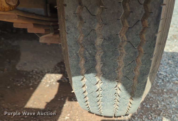 image for item NZ9372 Rosco RA-200 melter applicator