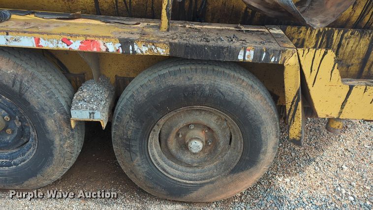 image for item NZ9372 Rosco RA-200 melter applicator