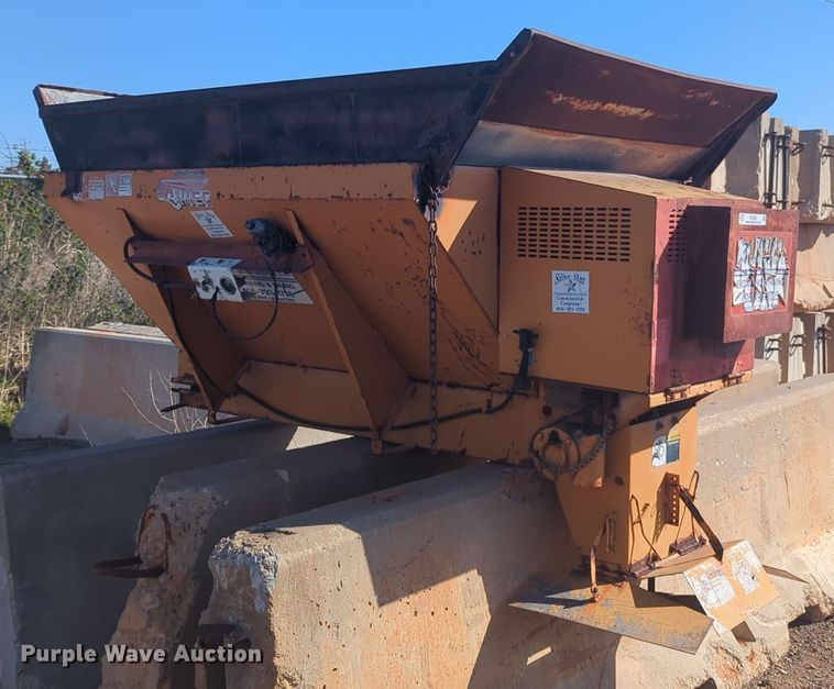 image for item NZ9382 Henderson Cheif spreader