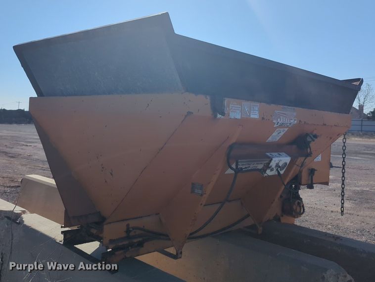 image for item NZ9382 Henderson Cheif spreader