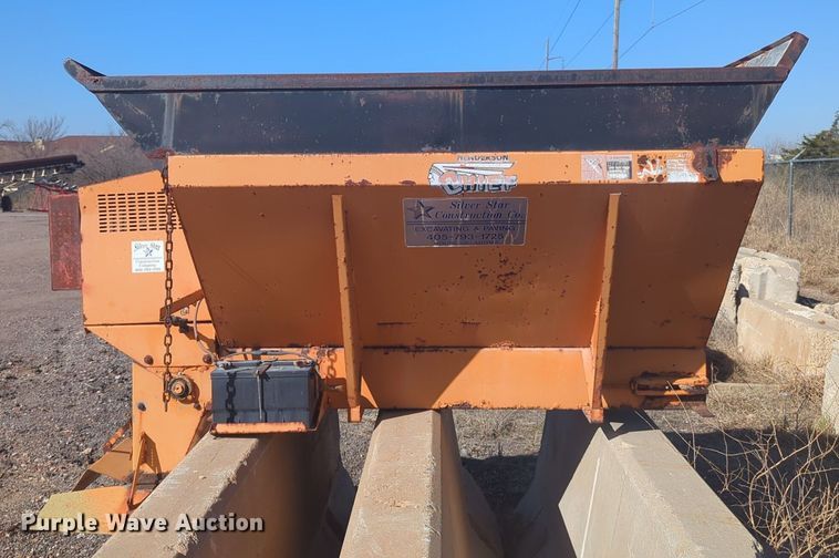 image for item NZ9382 Henderson Cheif spreader