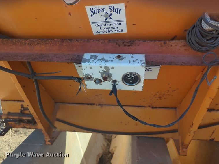 image for item NZ9382 Henderson Cheif spreader