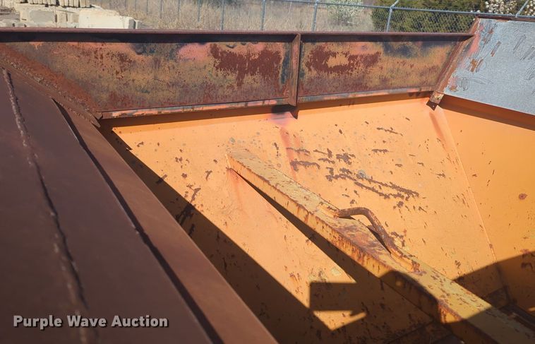 image for item NZ9382 Henderson Cheif spreader