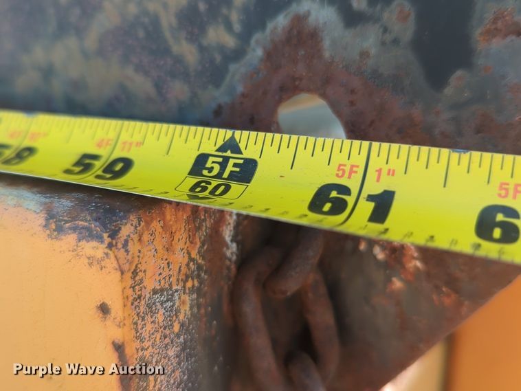 image for item NZ9382 Henderson Cheif spreader