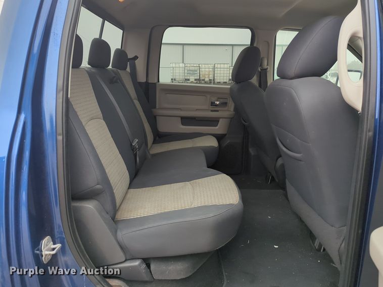 image for item NZ9388 2010 Dodge Ram 1500 Crew Cab pickup truck