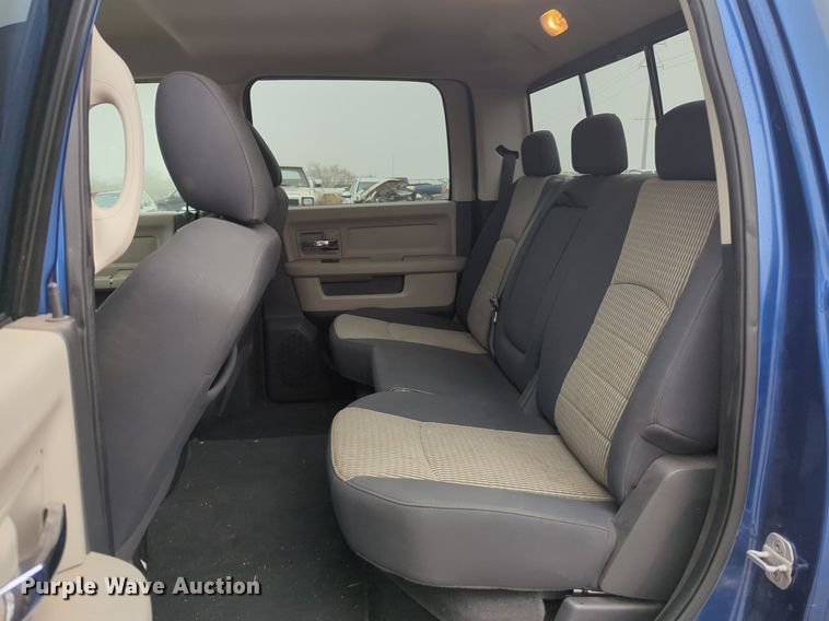 image for item NZ9388 2010 Dodge Ram 1500 Crew Cab pickup truck