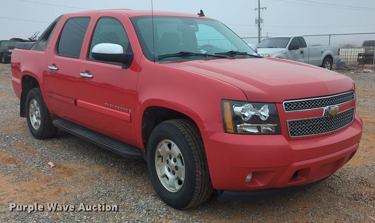 image for item NZ9389 2009 Chevrolet Avalanche Crew Cab pickup truck